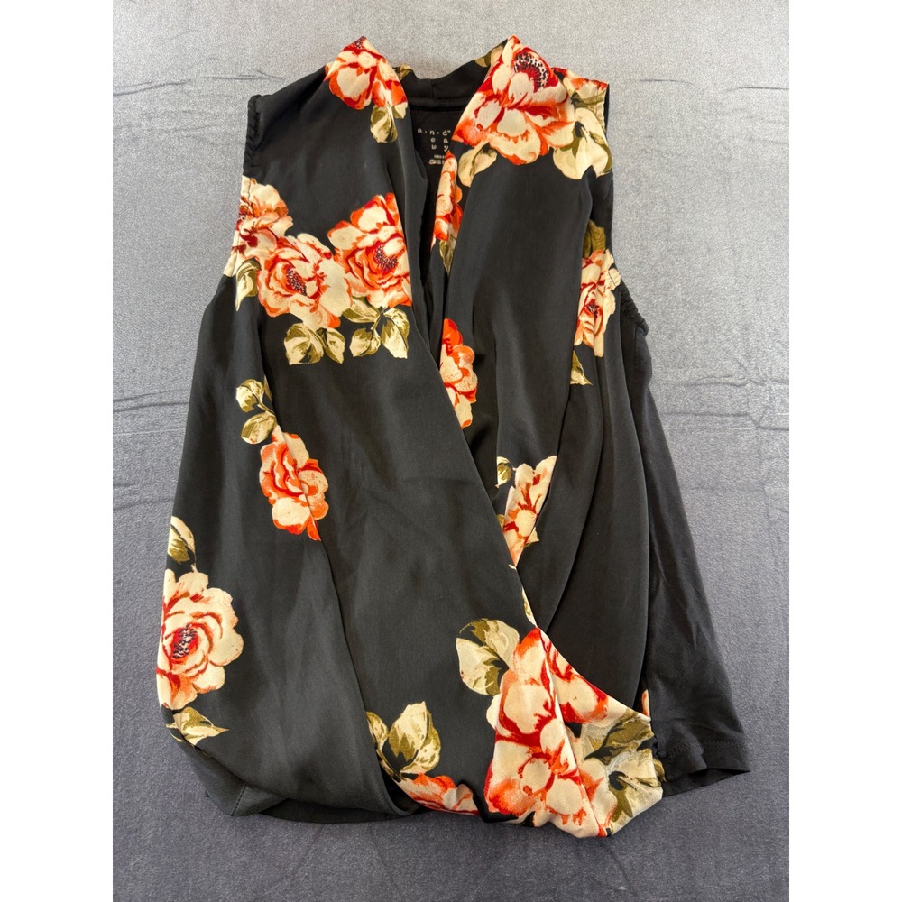 A New Day Black Floral Sleeveless Surplice Wrap Blouse Medium Mixed Media Top
